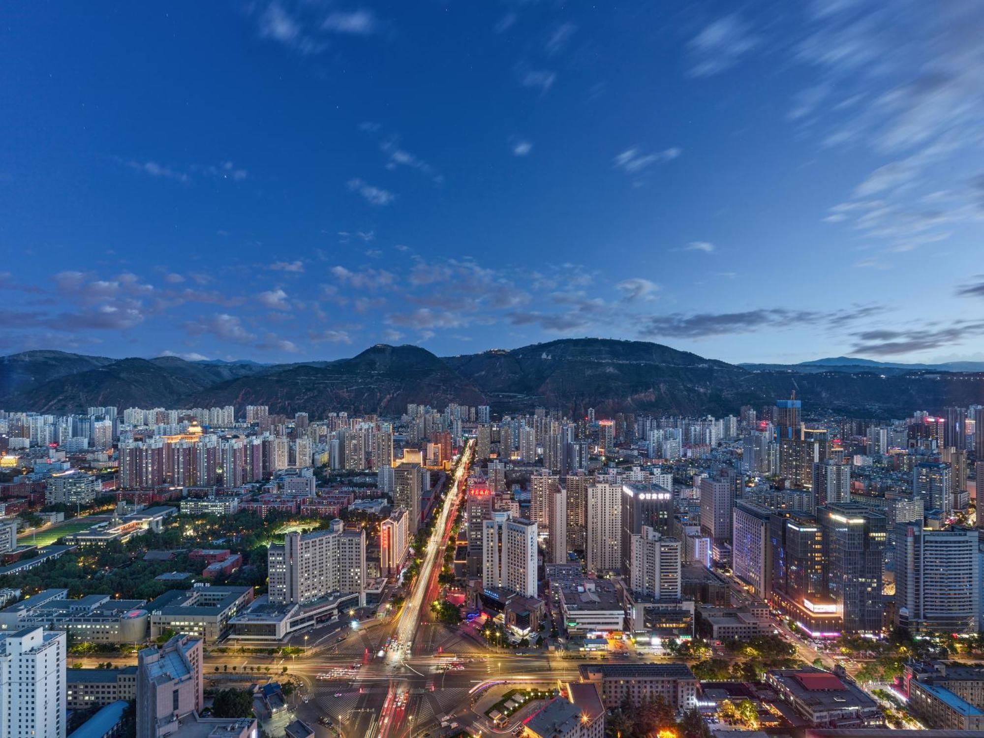 Hilton Lanzhou City Center מראה חיצוני תמונה