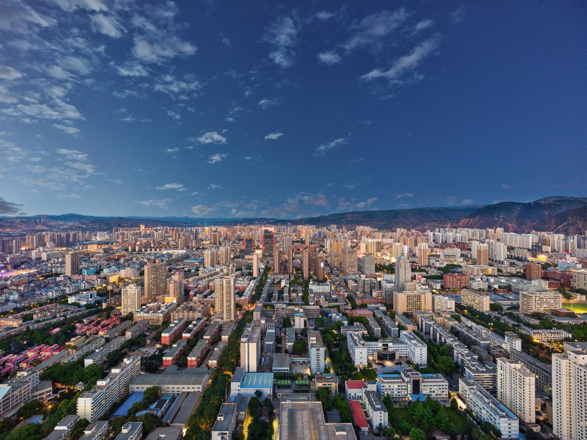 Hilton Lanzhou City Center מראה חיצוני תמונה